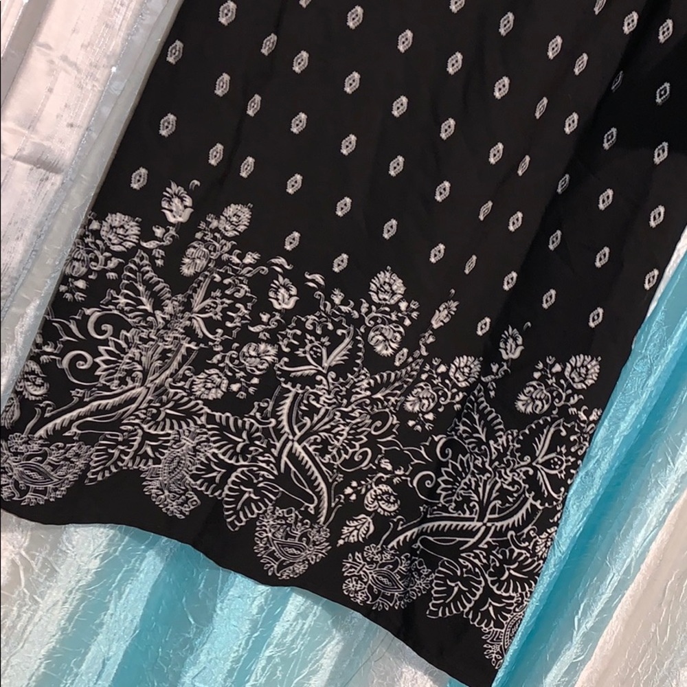 Dress - Picture 4 of 6